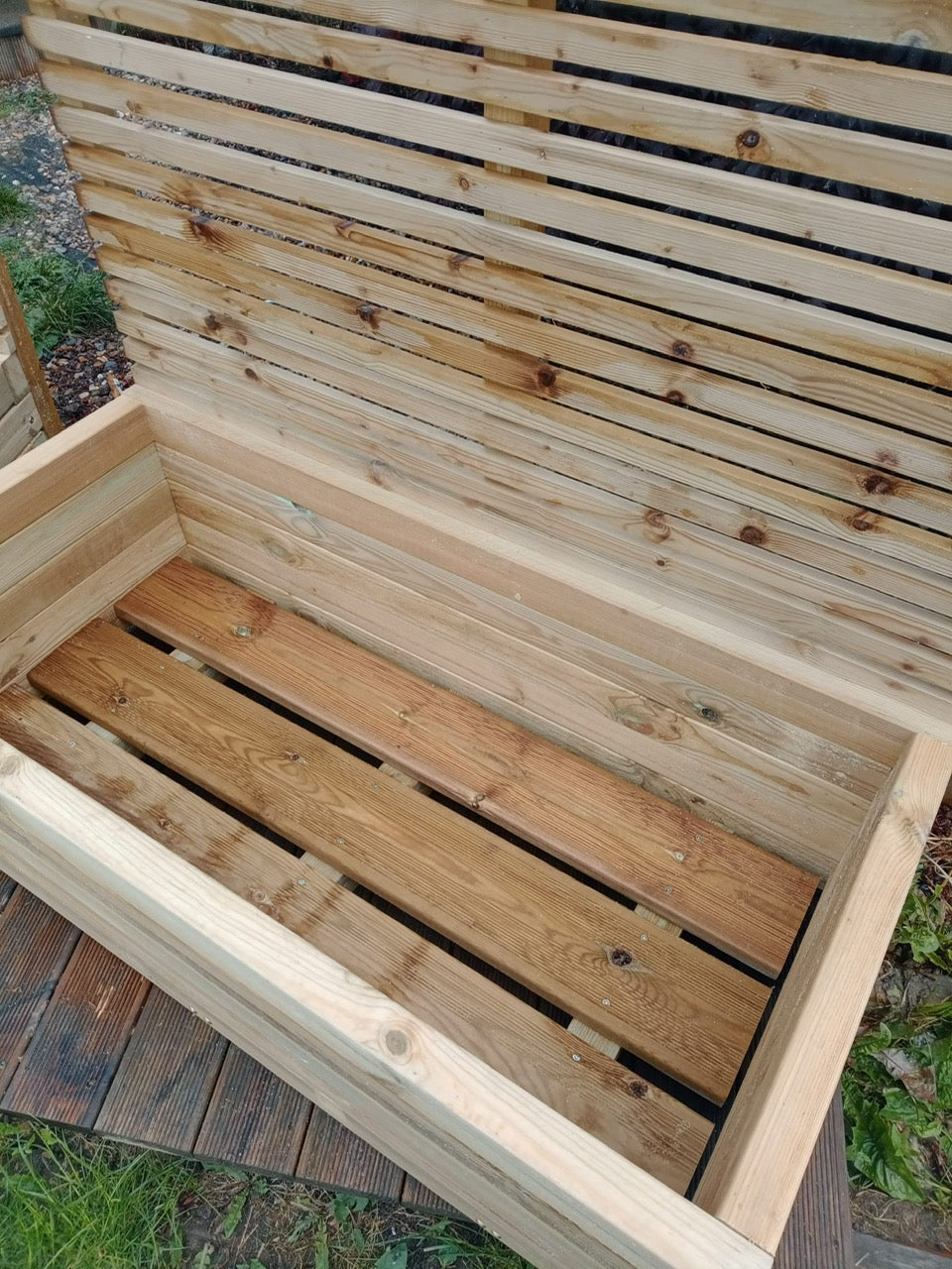 Slats Planter 0.9m x 0.9m - 3FT x 3FT